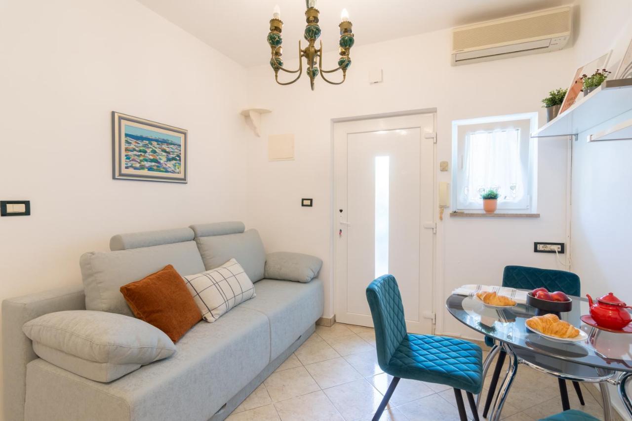 Secret Garden Apartment โปเรช ภายนอก รูปภาพ